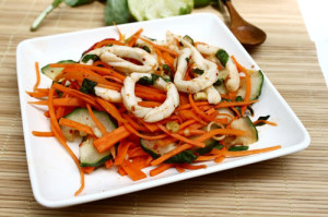 Gỏi mực kiểu thái rất ngon và mát