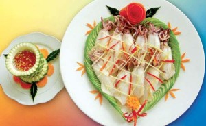 Mực trứng hấp gừng