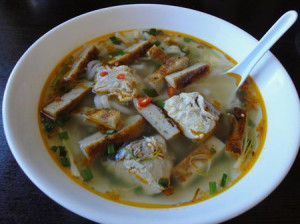 Bánh canh chả mực