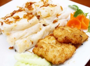Bánh cuốn chả mực hấp dẫn